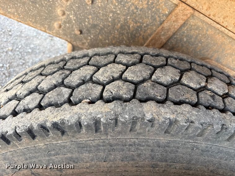 image for item FB6769 1995 GMC Top Kick C6500 dump truck