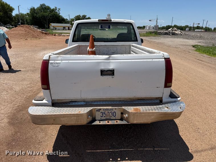 image for item FB6770 1997 Chevrolet C1500 pickup truck