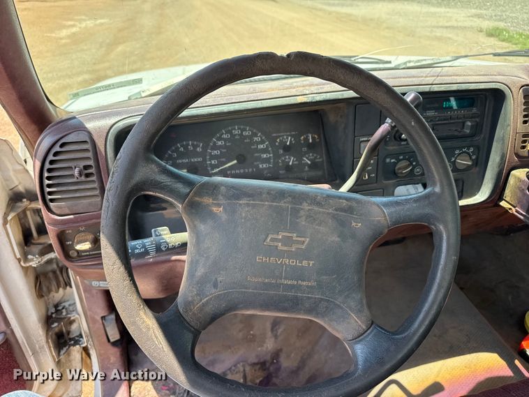 image for item FB6770 1997 Chevrolet C1500 pickup truck