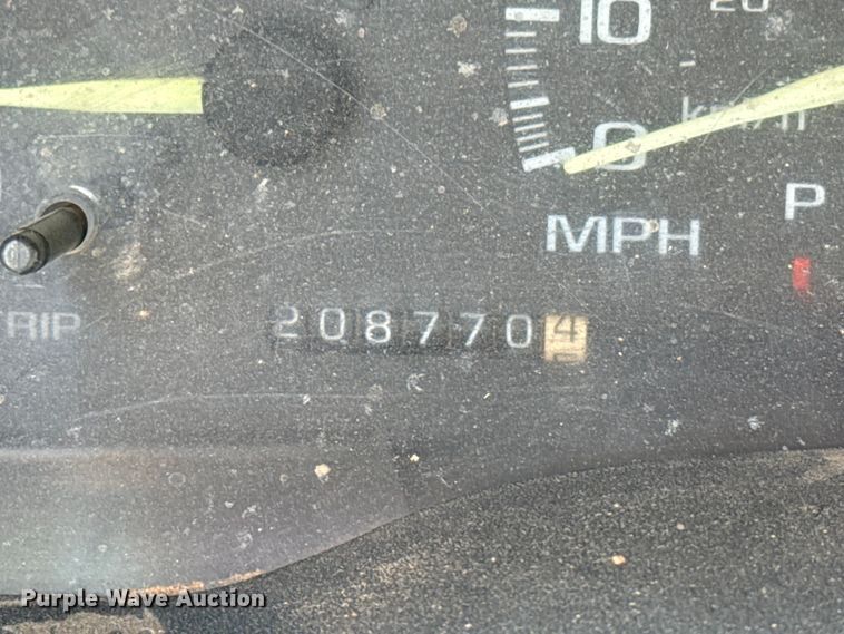 image for item FB6770 1997 Chevrolet C1500 pickup truck