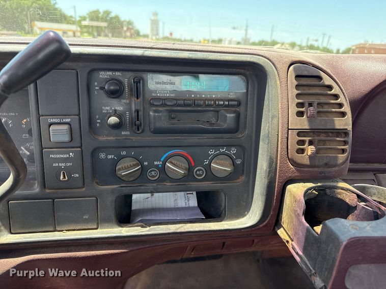 image for item FB6770 1997 Chevrolet C1500 pickup truck
