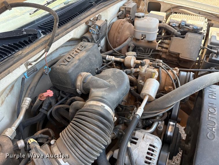 image for item FB6770 1997 Chevrolet C1500 pickup truck