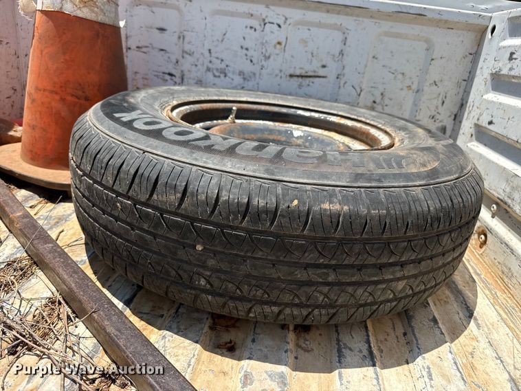 image for item FB6770 1997 Chevrolet C1500 pickup truck