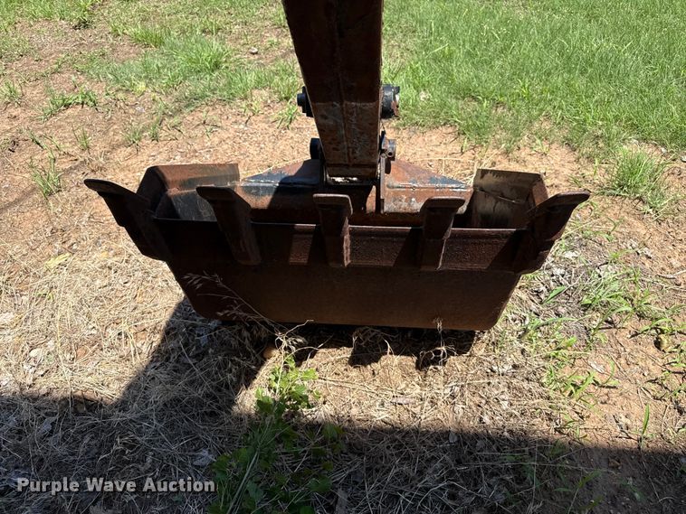 image for item FB6771 Kelley B70 backhoe attachment