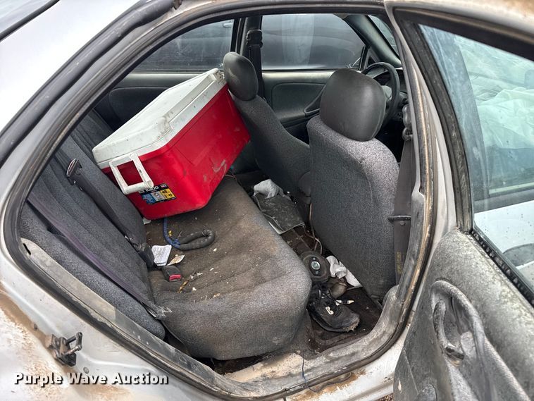 image for item FB6876 2004 Chevrolet Cavalier 