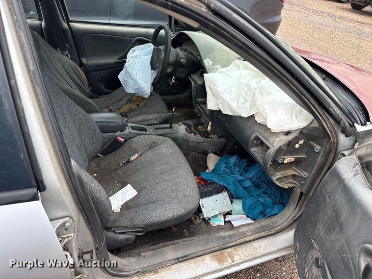 image for item FB6876 2004 Chevrolet Cavalier 