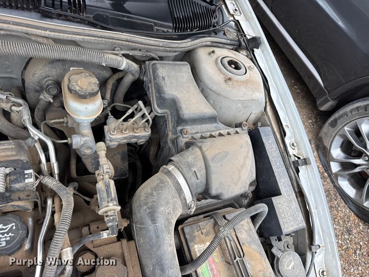 image for item FB6876 2004 Chevrolet Cavalier 