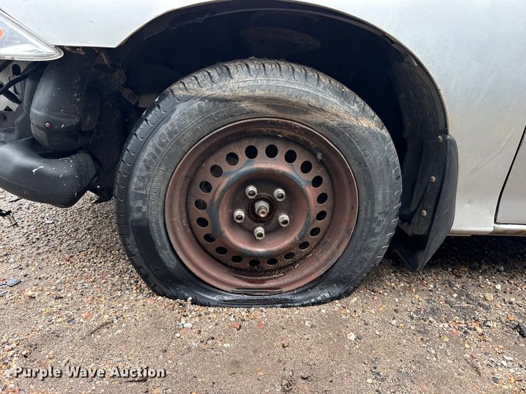 image for item FB6876 2004 Chevrolet Cavalier 