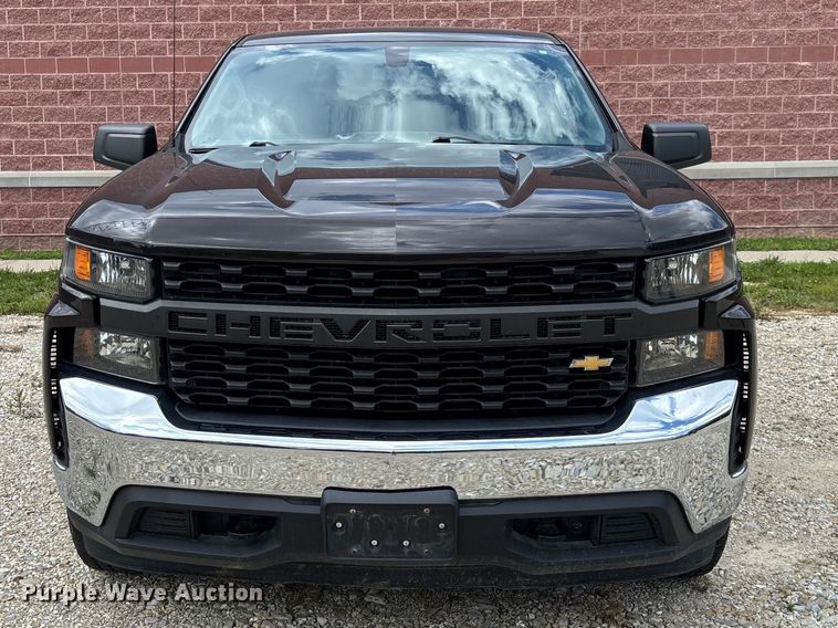 image for item FC1667 2020 Chevrolet Silverado 1500 Crew Cab pickup truck