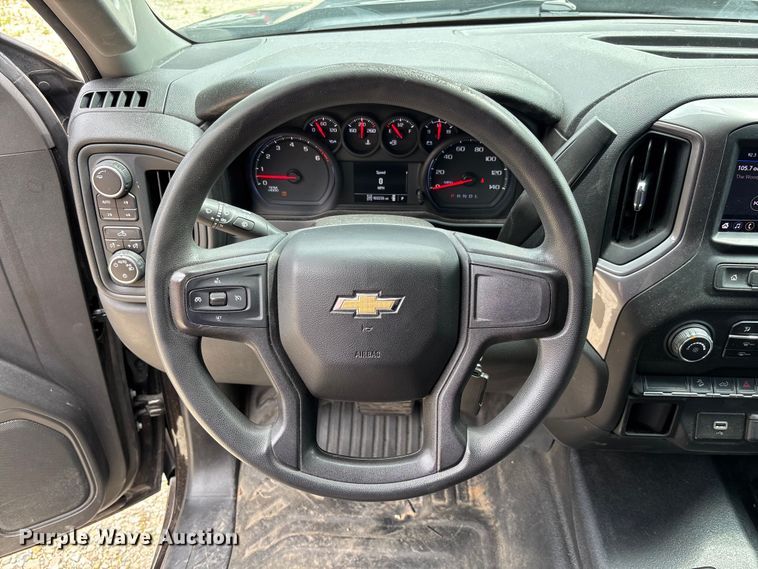 image for item FC1667 2020 Chevrolet Silverado 1500 Crew Cab pickup truck