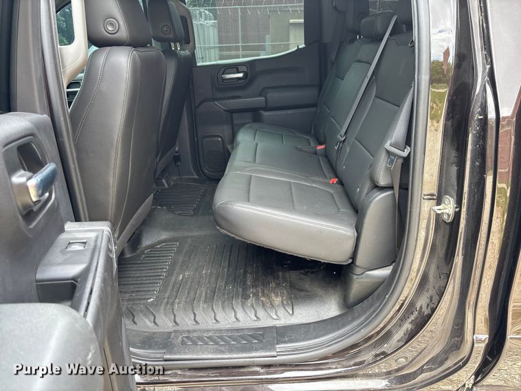 image for item FC1667 2020 Chevrolet Silverado 1500 Crew Cab pickup truck