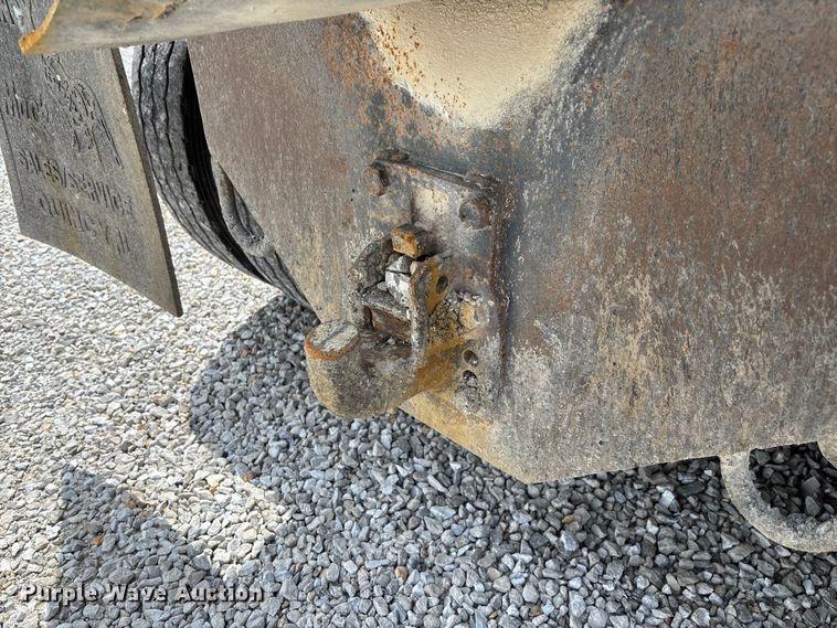 image for item FC1676 2007 Mack CHN613 dump truck