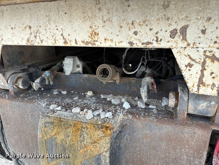 image for item FC1676 2007 Mack CHN613 dump truck
