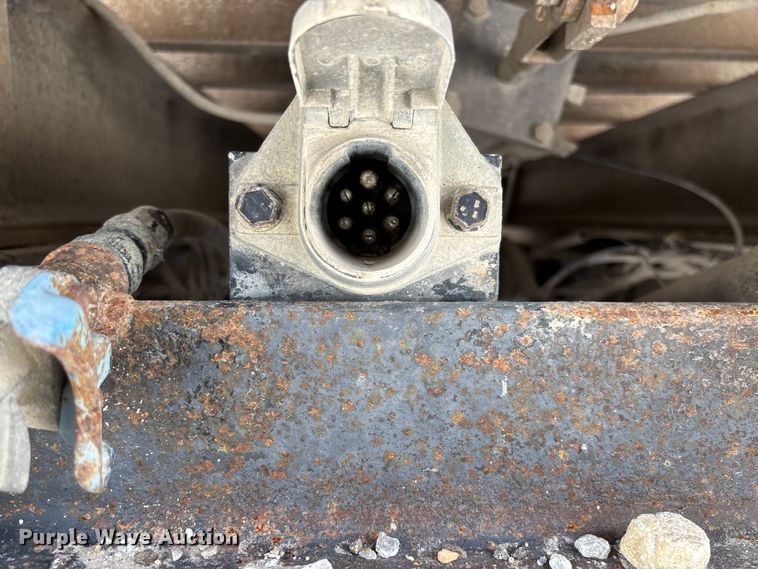 image for item FC1676 2007 Mack CHN613 dump truck