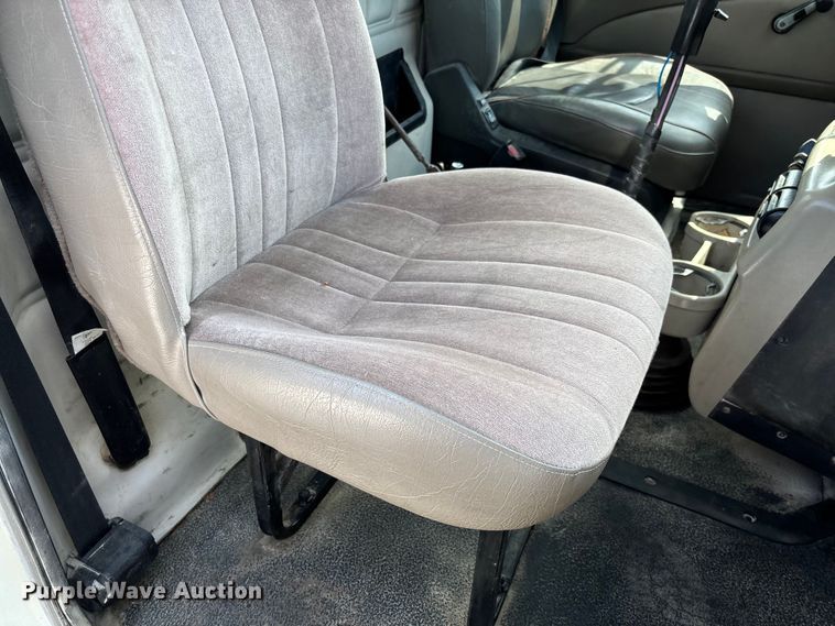image for item FC1676 2007 Mack CHN613 dump truck