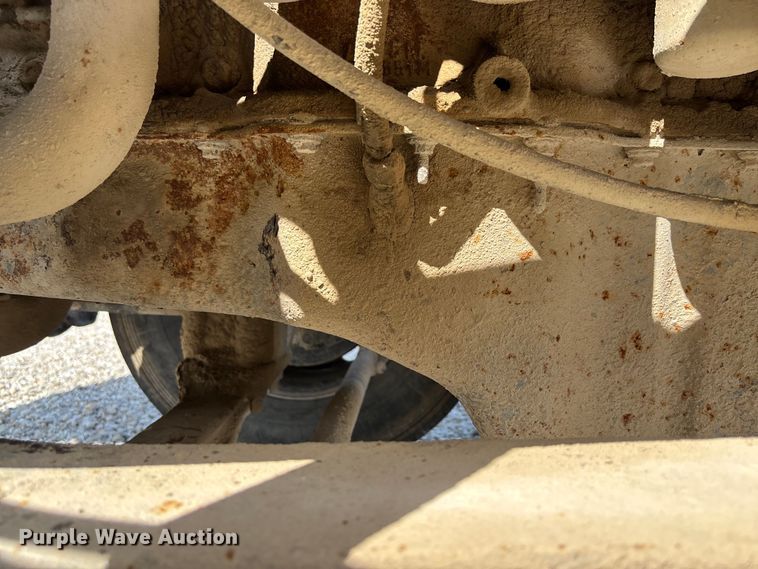 image for item FC1676 2007 Mack CHN613 dump truck