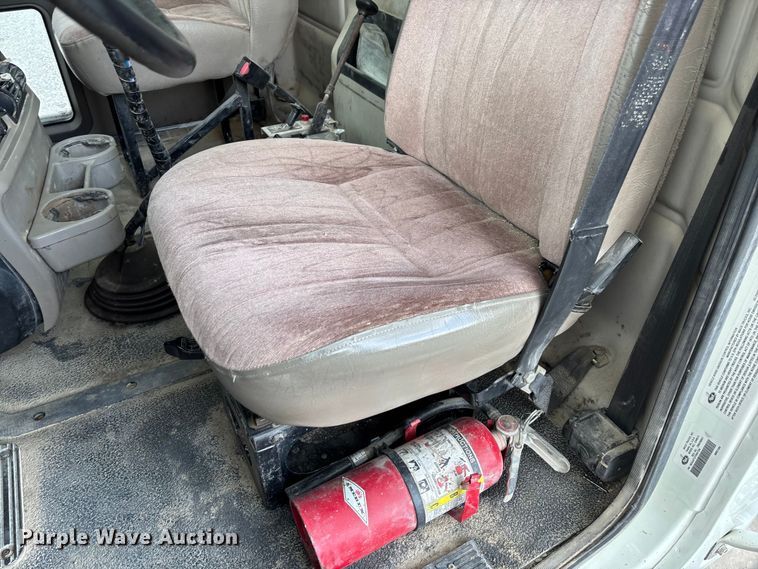 image for item FC1677 2007 Mack CHN613 dump truck