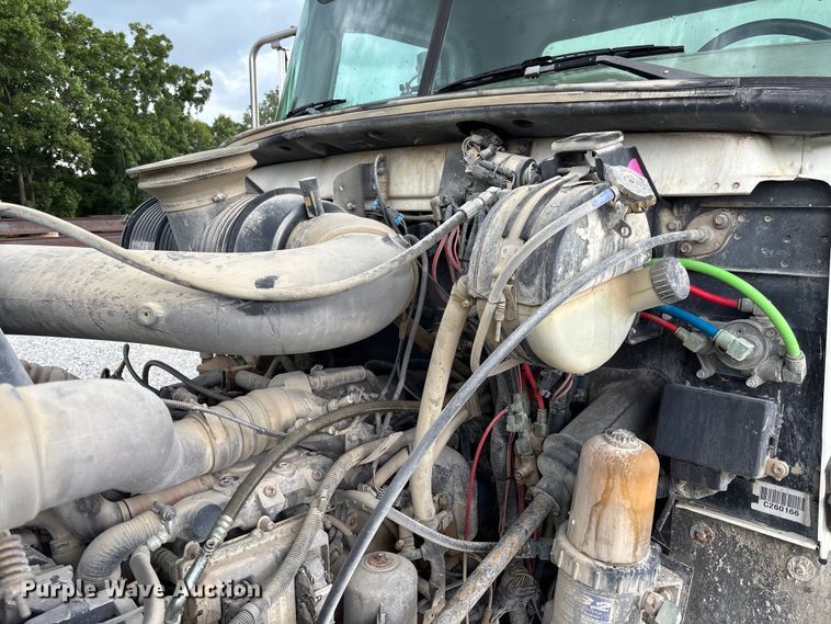 image for item FC1677 2007 Mack CHN613 dump truck