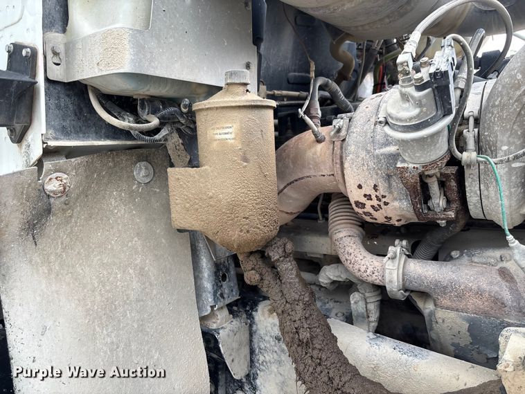image for item FC1677 2007 Mack CHN613 dump truck