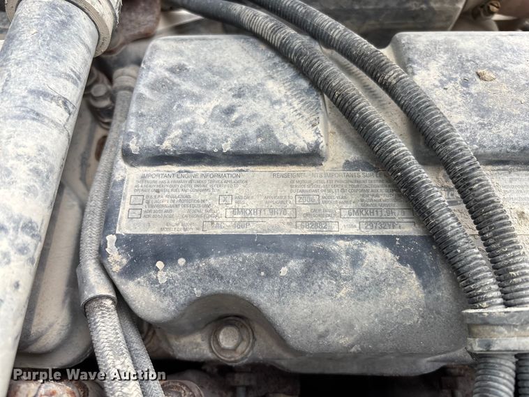 image for item FC1677 2007 Mack CHN613 dump truck