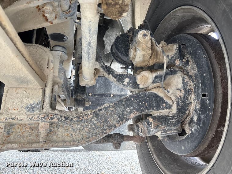 image for item FC1677 2007 Mack CHN613 dump truck