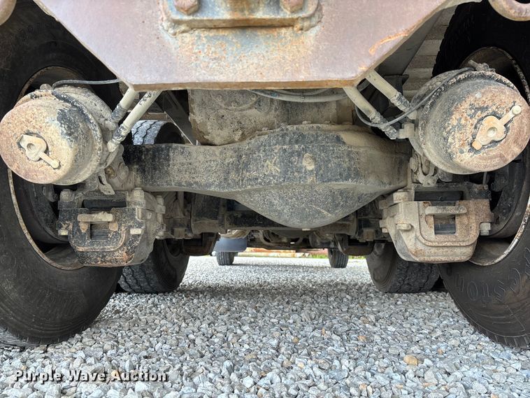 image for item FC1677 2007 Mack CHN613 dump truck