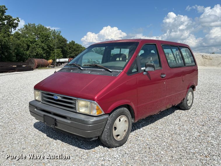 image for item FC1678 1996 Ford Aerostar XLT van