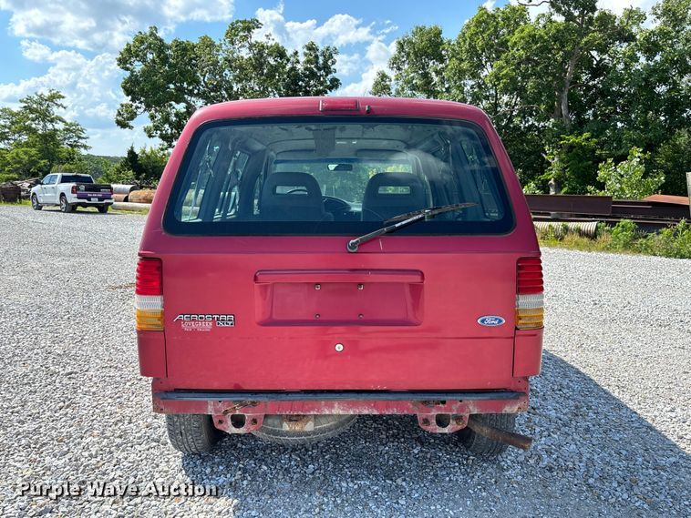 image for item FC1678 1996 Ford Aerostar XLT van