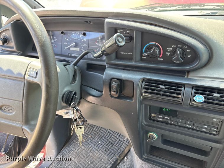 image for item FC1678 1996 Ford Aerostar XLT van