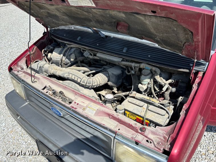 image for item FC1678 1996 Ford Aerostar XLT van