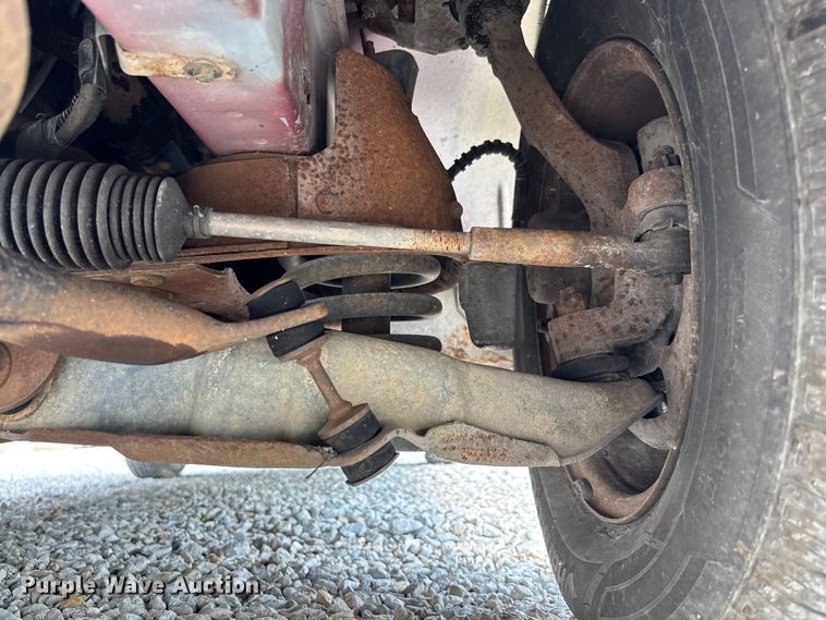 image for item FC1678 1996 Ford Aerostar XLT van
