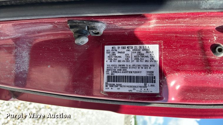image for item FC1678 1996 Ford Aerostar XLT van