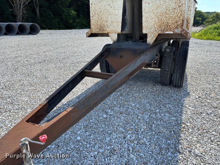image for item FC1679 End dump pup trailer