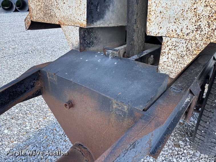 image for item FC1679 End dump pup trailer