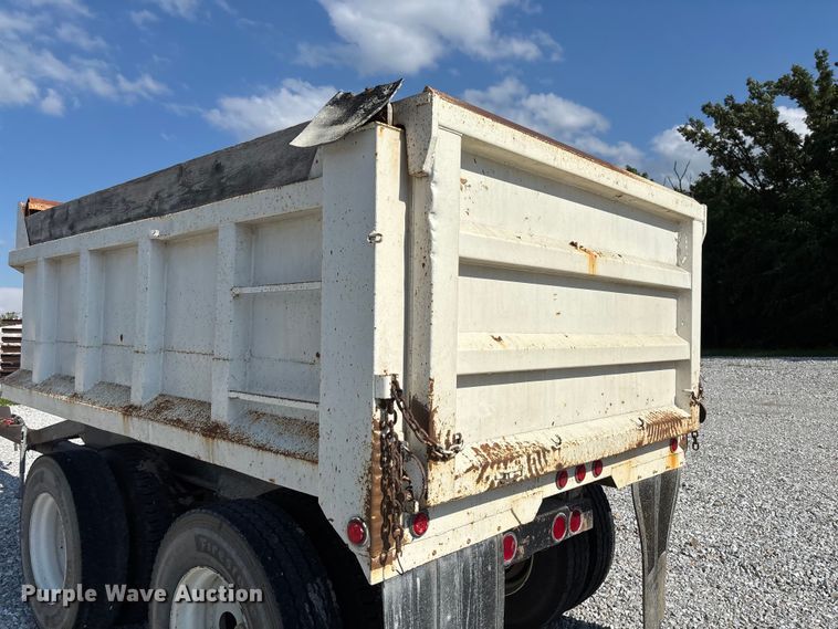 image for item FC1679 End dump pup trailer