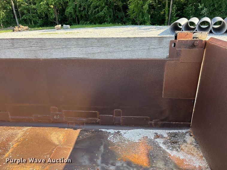 image for item FC1679 End dump pup trailer