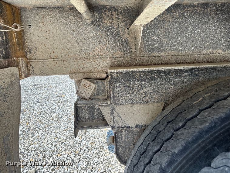 image for item FC1679 End dump pup trailer