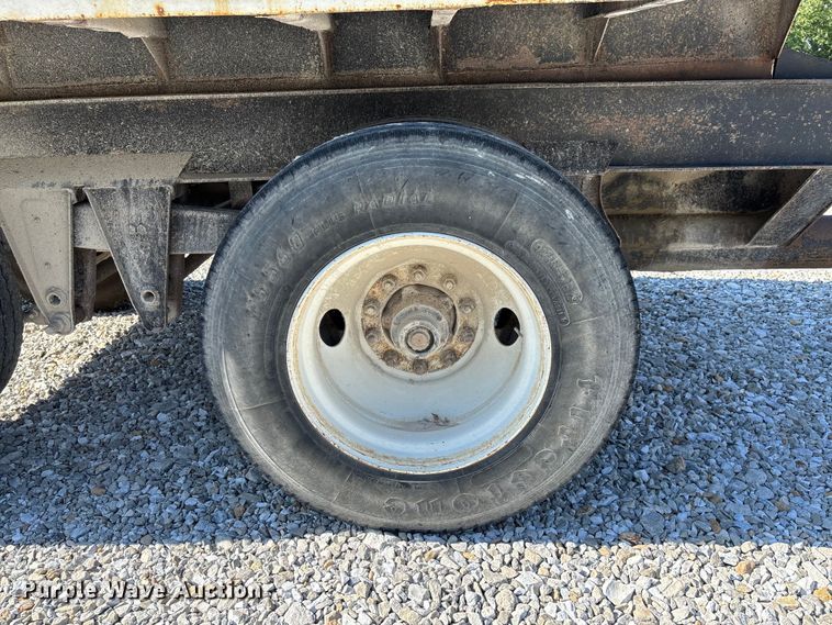 image for item FC1679 End dump pup trailer