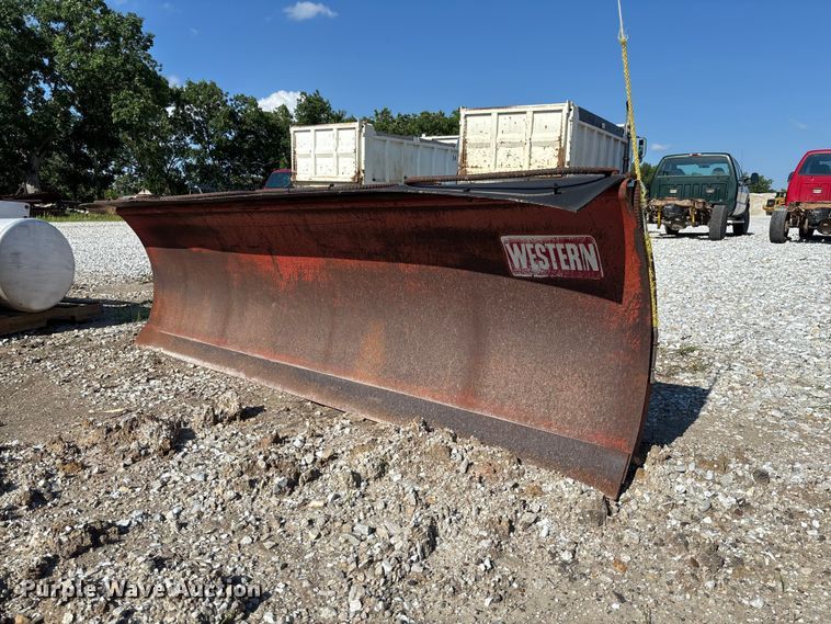 image for item FC1680 Truck parts