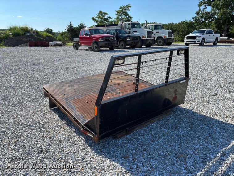 image for item FC1681 Flat bed