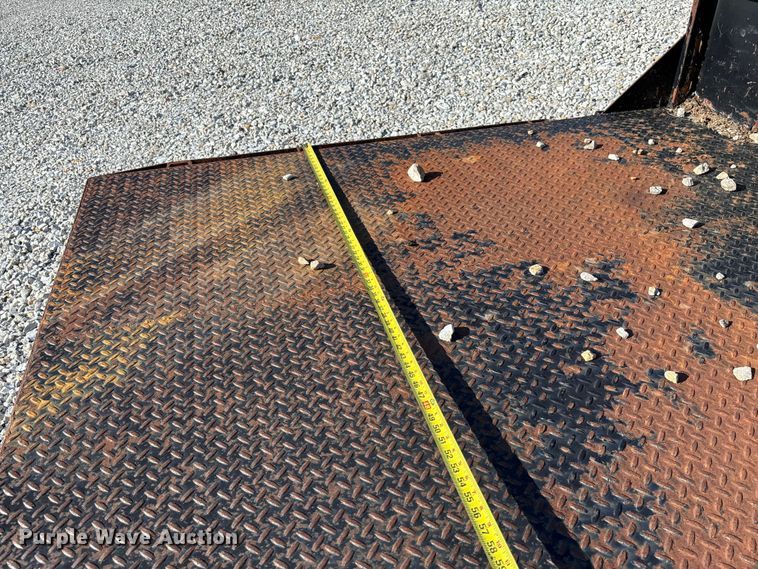 image for item FC1681 Flat bed
