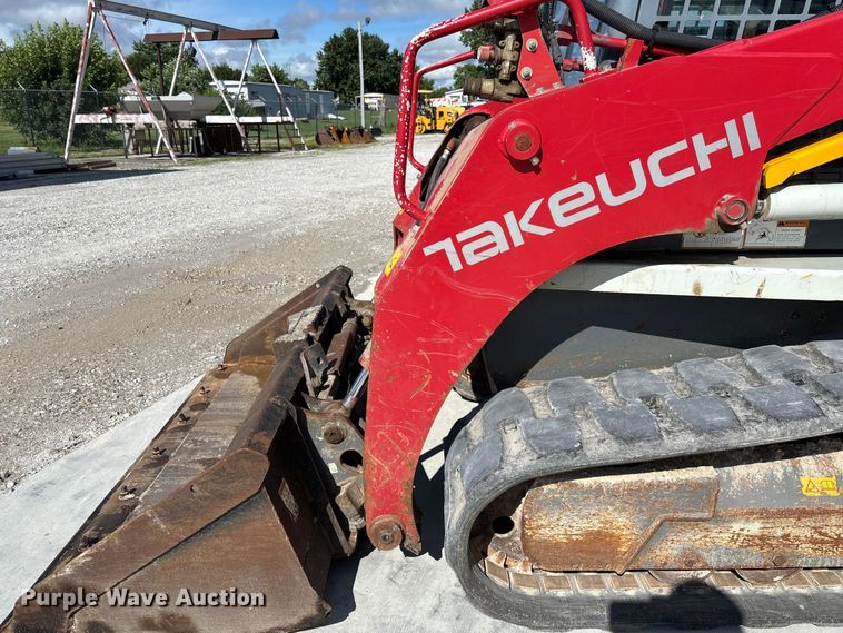 image for item FC1704 2016 Takeuchi TL8 tracked skid steer loader