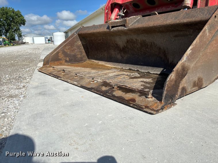 image for item FC1704 2016 Takeuchi TL8 tracked skid steer loader