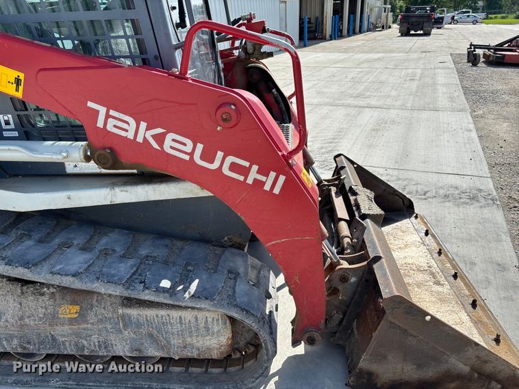 image for item FC1704 2016 Takeuchi TL8 tracked skid steer loader