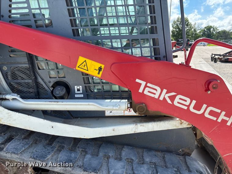 image for item FC1704 2016 Takeuchi TL8 tracked skid steer loader