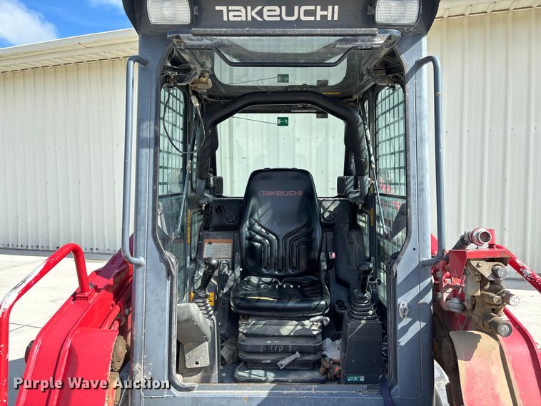 image for item FC1704 2016 Takeuchi TL8 tracked skid steer loader