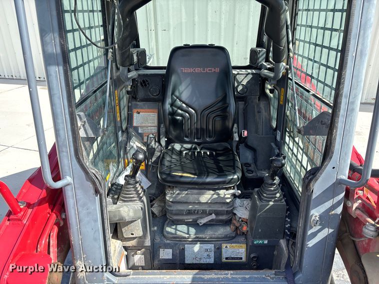 image for item FC1704 2016 Takeuchi TL8 tracked skid steer loader
