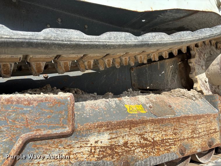 image for item FC1704 2016 Takeuchi TL8 tracked skid steer loader
