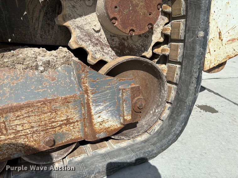image for item FC1704 2016 Takeuchi TL8 tracked skid steer loader