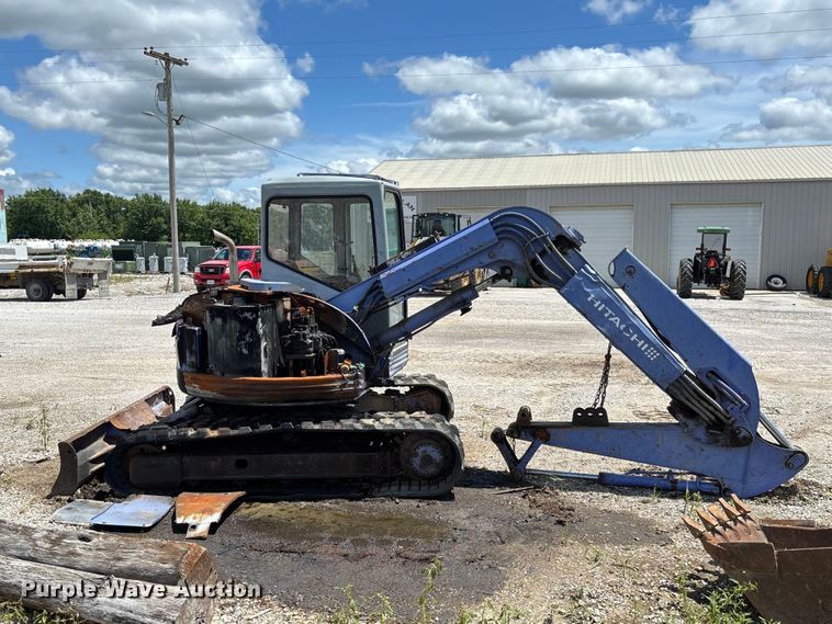 image for item FC1708 Hitachi EX75UR mini excavator